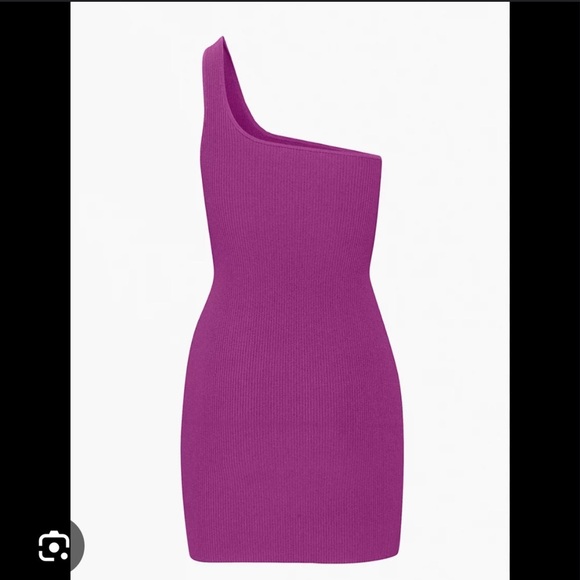 Babaton 
Sculpt Knit One-Shoulder Dress​ - Picture 3 of 3